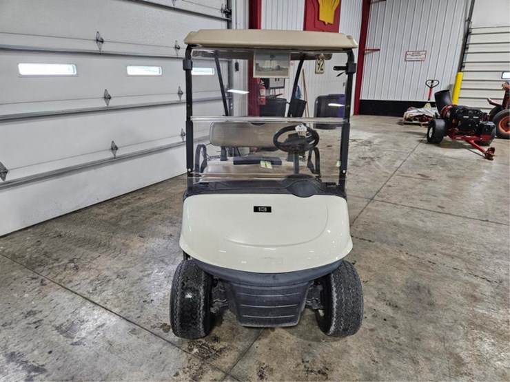 #373-•-2015-ez-go-rxv-golf-cart-image-8