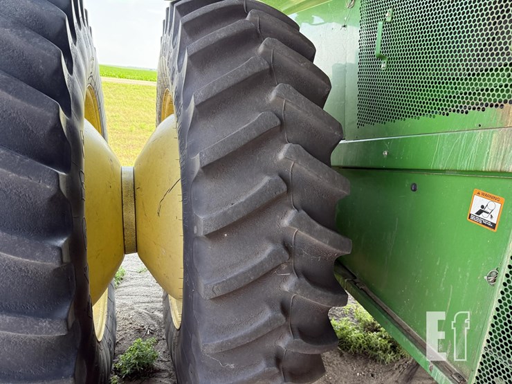 2002-john-deere-9560-sts-image-43