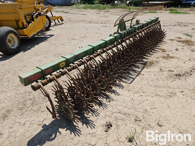 john-deere-400-image-7