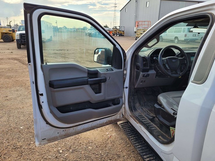 2018-ford-f150-xl-image-6