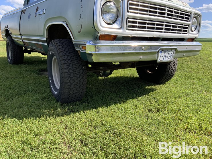1979-dodge-power-wagon-image-11
