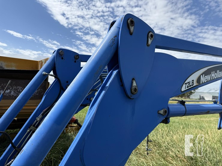 2006-new-holland-tm155-image-42
