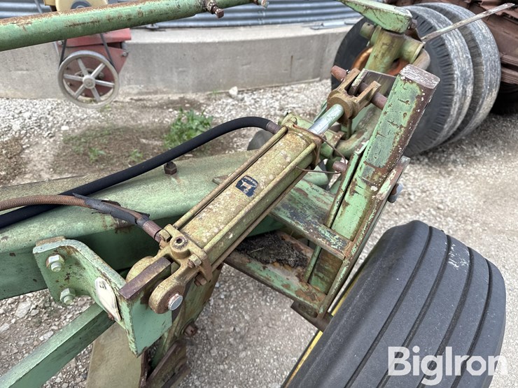 john-deere-1350-1450-image-16