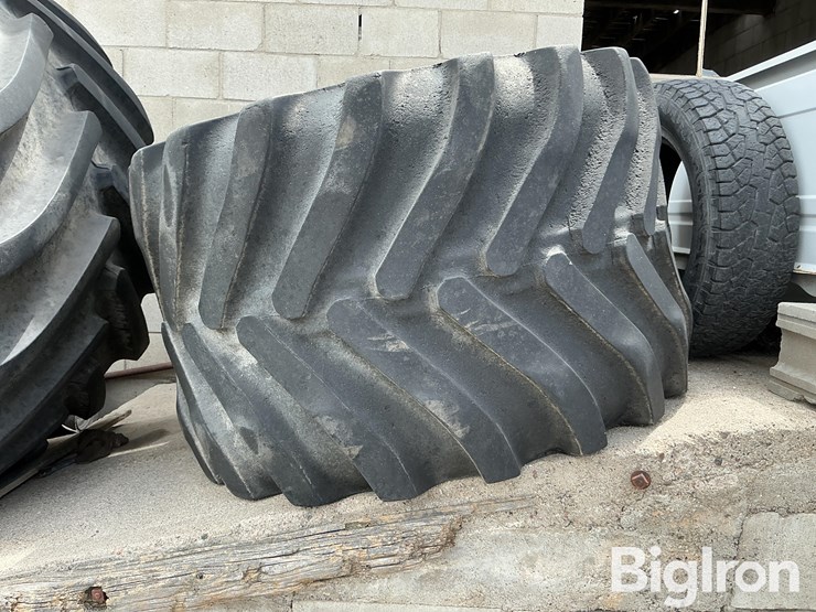 48-x-31.00-20-front-floater-tire-image-2