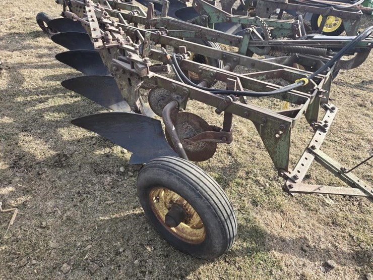 john-deere-5-image-3