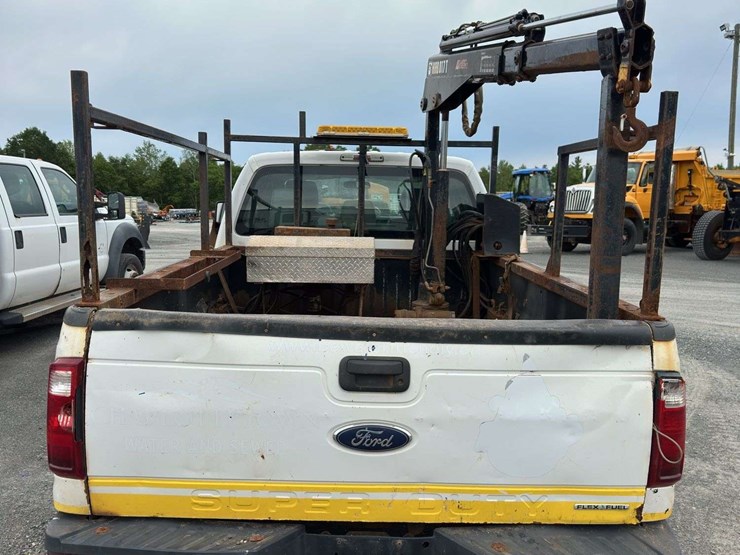 ford-f250-xl-image-5