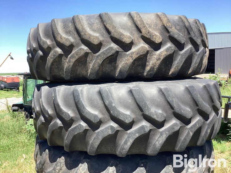 john-deere-46-image-12