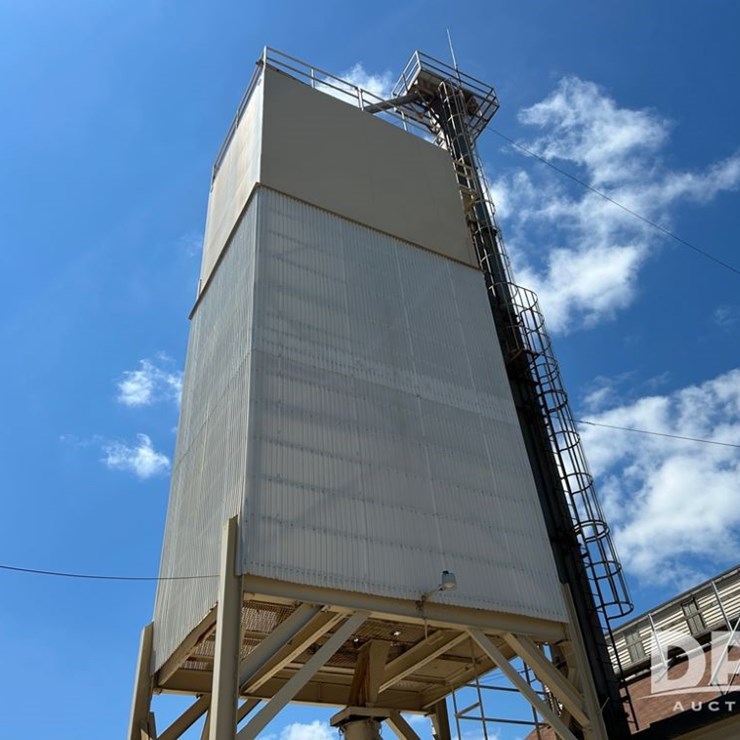 Fertilizer Tower (CP0585)