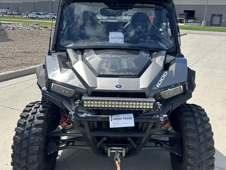 2021-general-polaris-image-2