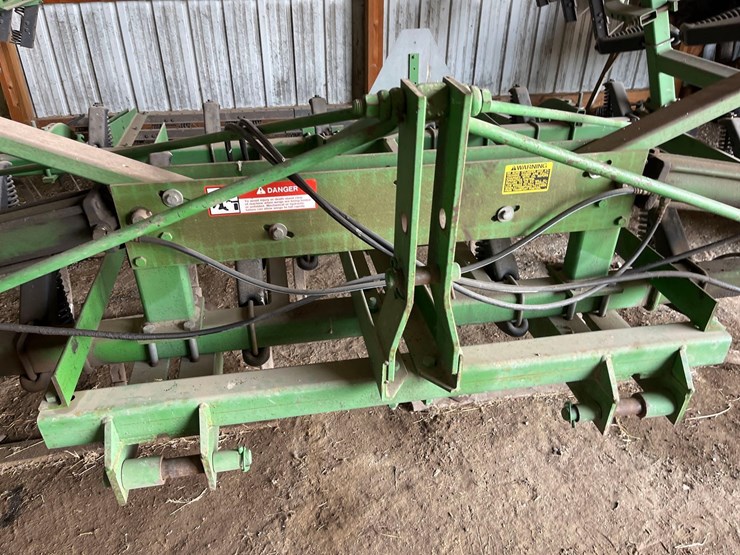 john-deere-960-cultivator-image-5