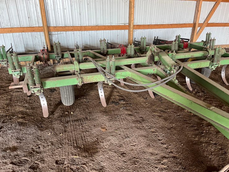 john-deere-15-image-5