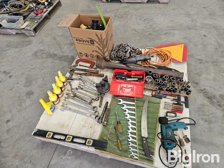 pallet-of-misc.-tools,-parts,-&-fasteners-image-3