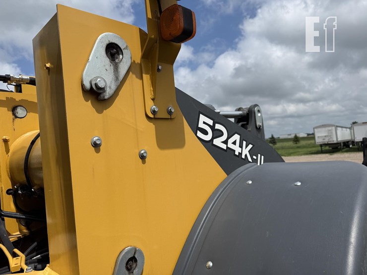 2019-deere-524kii-image-16
