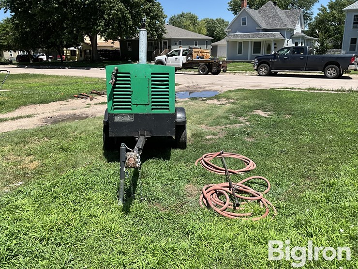 john-deere-2-image-2