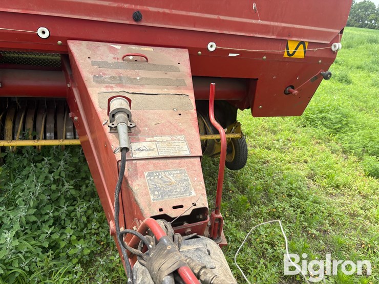 1998-new-holland-664-image-12