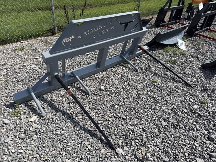 skid-steer-double-bale-spear-image-1