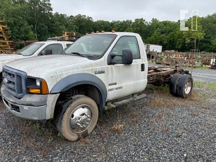 2007-ford-f550-sd-image-1