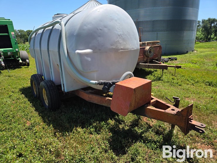 st1625-t/a-liquid-fertilizer-nurse-tank-trailer-image-3