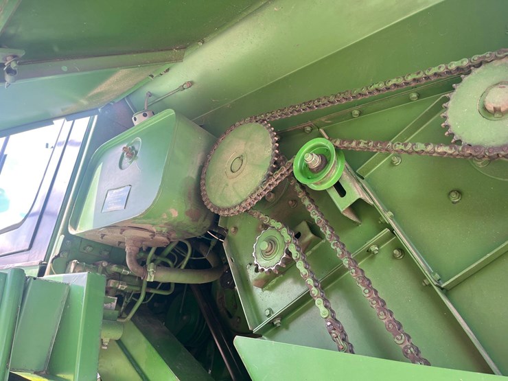 1982-john-deere-7720-image-46