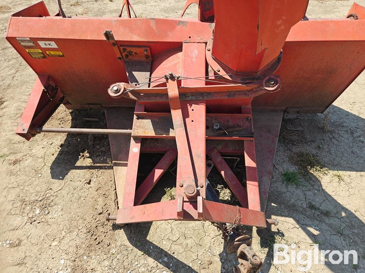 international-80-3-pt.-snow-blower-attachment-image-11