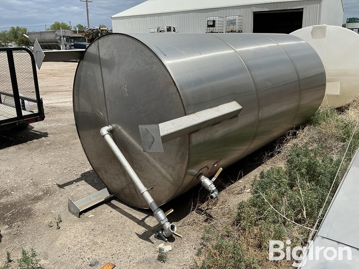 2500-gallon-stainless-steel-tank-image-5