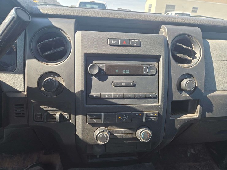 2014-ford-f150-image-18