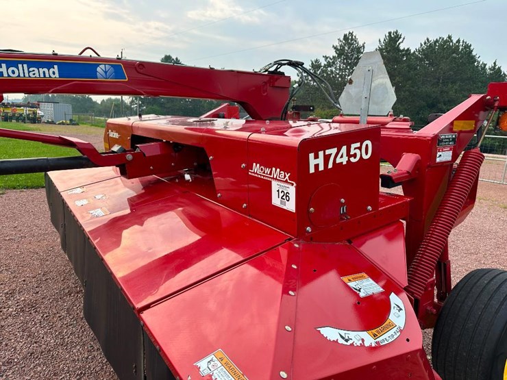 2014-new-holland-h7450-image-37