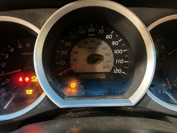 2007-toyota-tacoma-image-17
