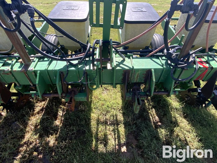 john-deere-7100-image-9