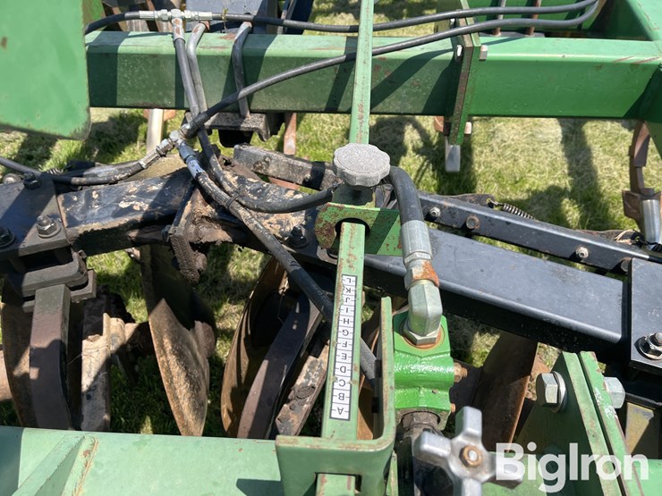 john-deere-510-image-16