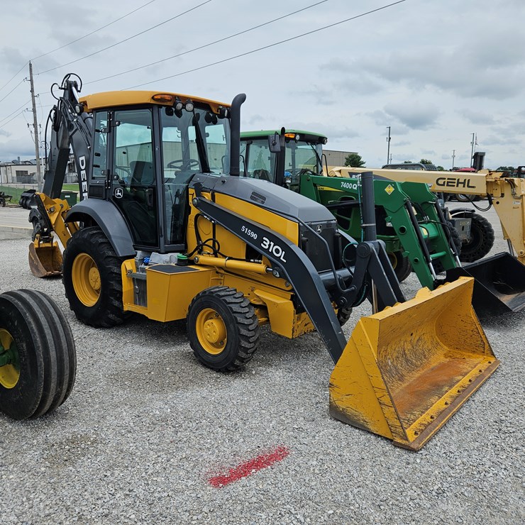 2018 DEERE 310L