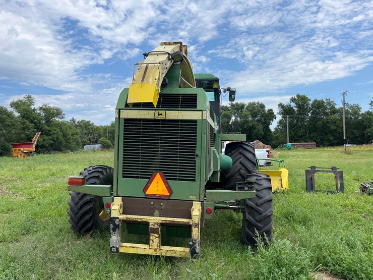 john-deere-6950-image-3