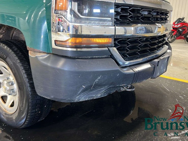 2017-chevrolet-silverado-1500-image-32
