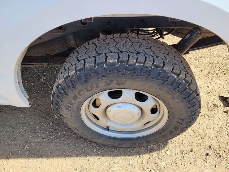 2017-ford-f150-image-21