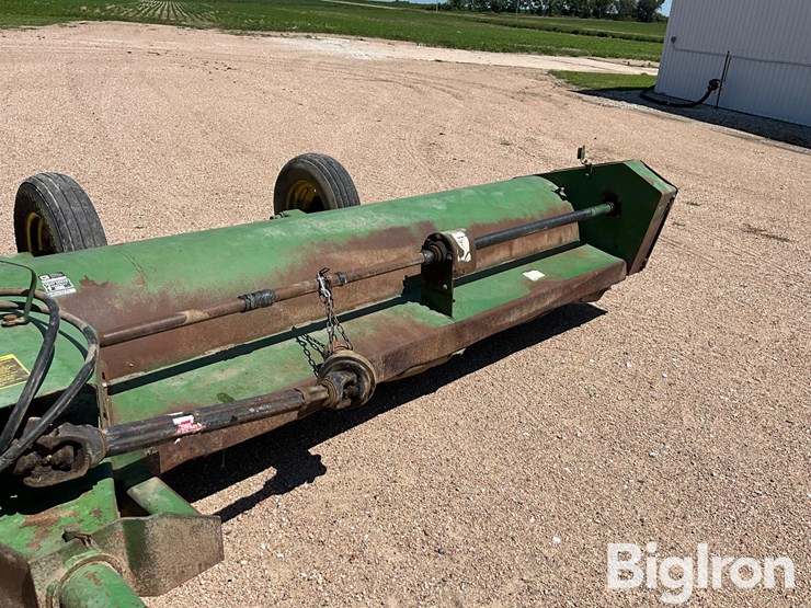 john-deere-120-image-12