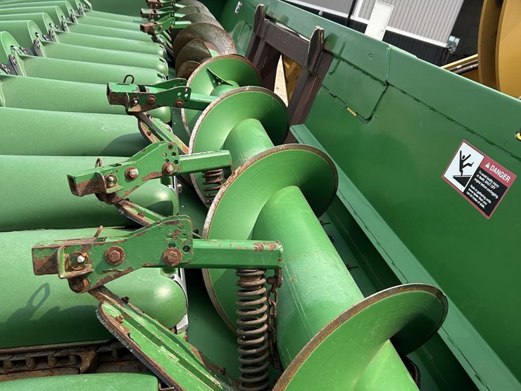 2010-john-deere-612c-image-40