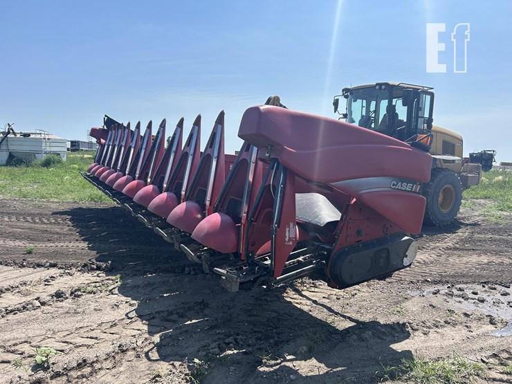 case-ih-2412-image-1
