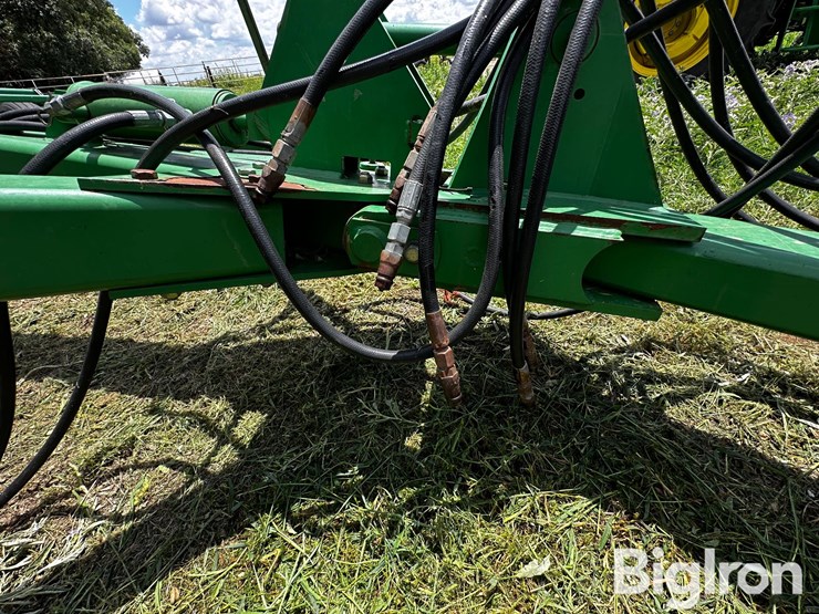 john-deere-3710-image-10