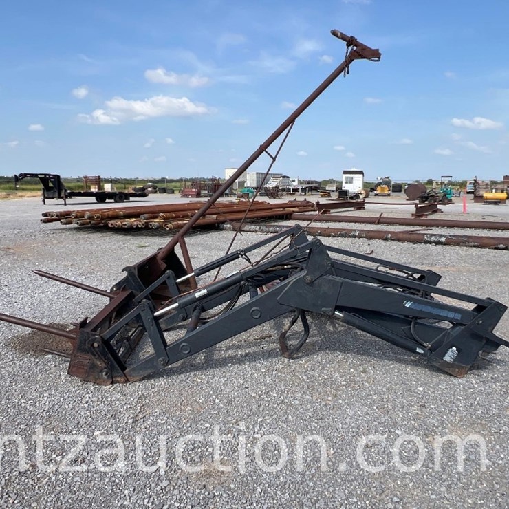 FRONT END LOADER, QUICK ATTACH, BRACKETS