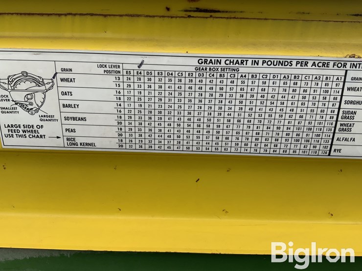 john-deere-520-image-15