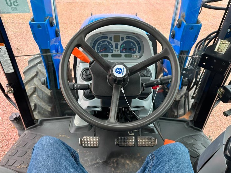 2009-new-holland-855tl-image-58