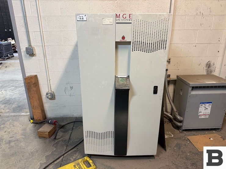 mge/schneider-electric-20kva-uninterruptible-power-supply-image-1