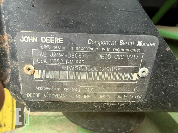 john-deere-7400-image-30