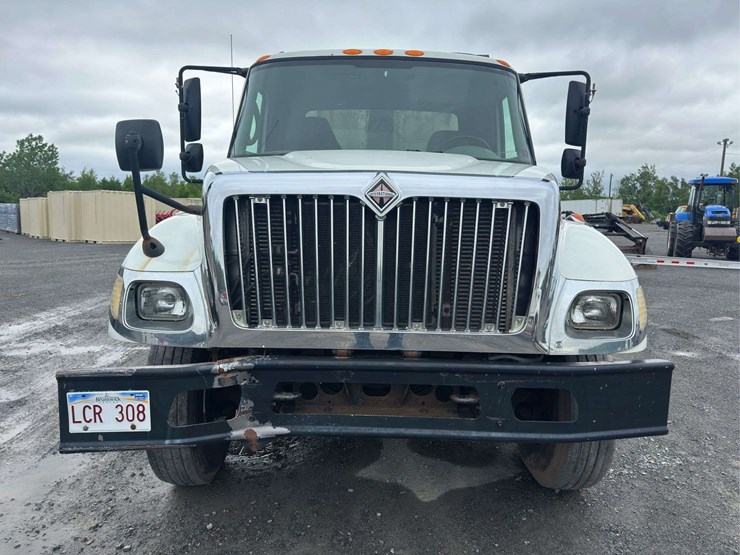 2006-international-workstar-7400-image-7