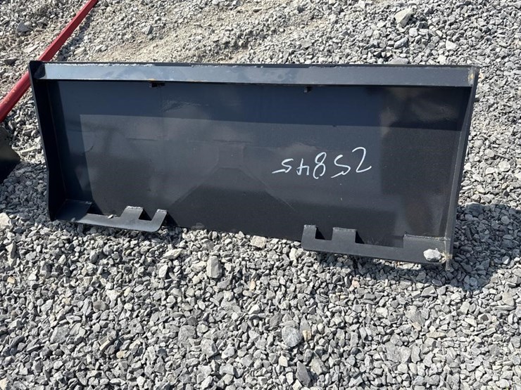 land-honor-skid-steer-trailer-mover-plate-image-2