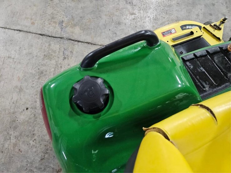 john-deere-x485-image-21