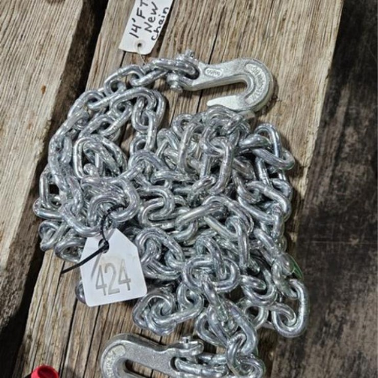 #424 • New 14' Chain w/ 3/8" Hook