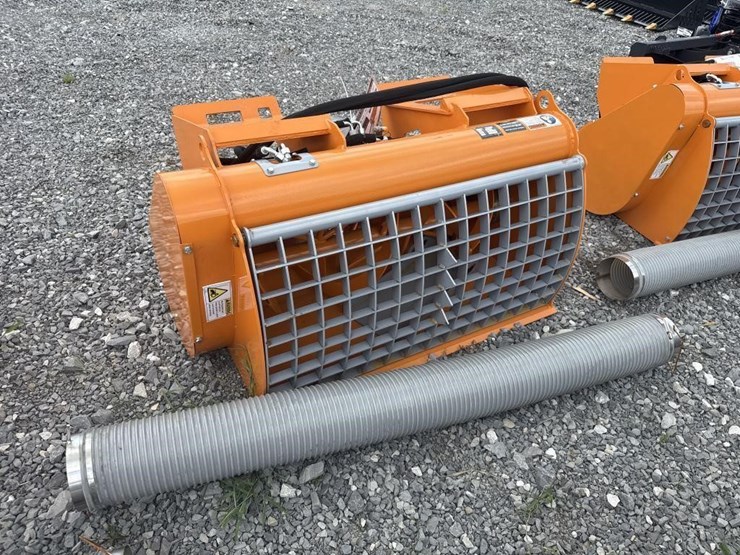land-honor-skid-steer-concrete-mixer-image-2