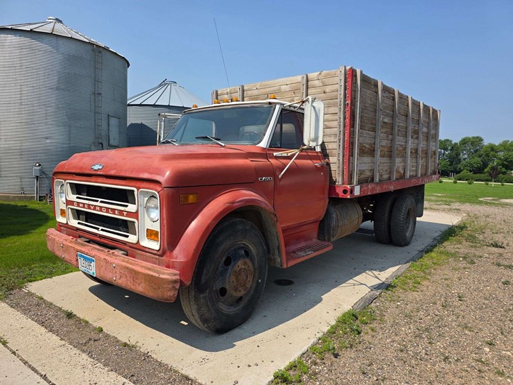 1970-chevrolet-c50-image-2
