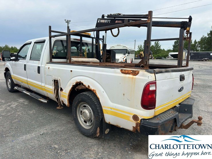 ford-f250-xl-image-4